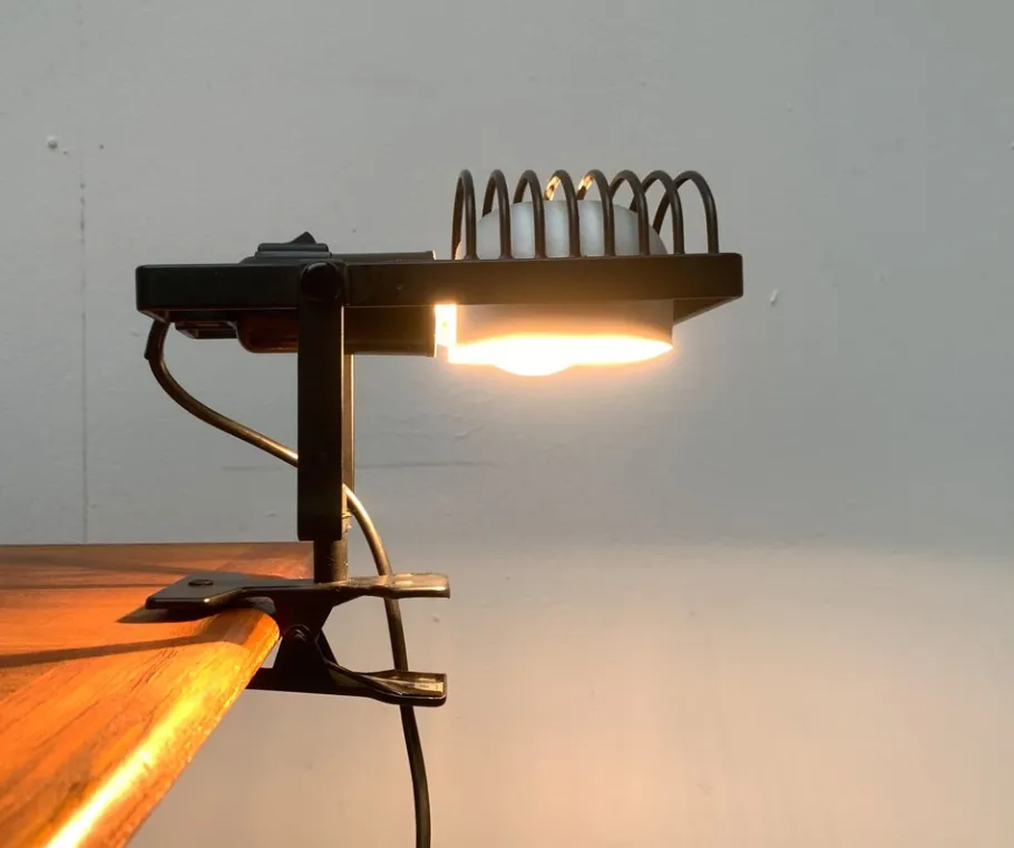 Discount Pamono Vintage Italian Sintesi Pinza Clamp Table Lamps by Ernesto Gismondi for Artemide, Set of 2