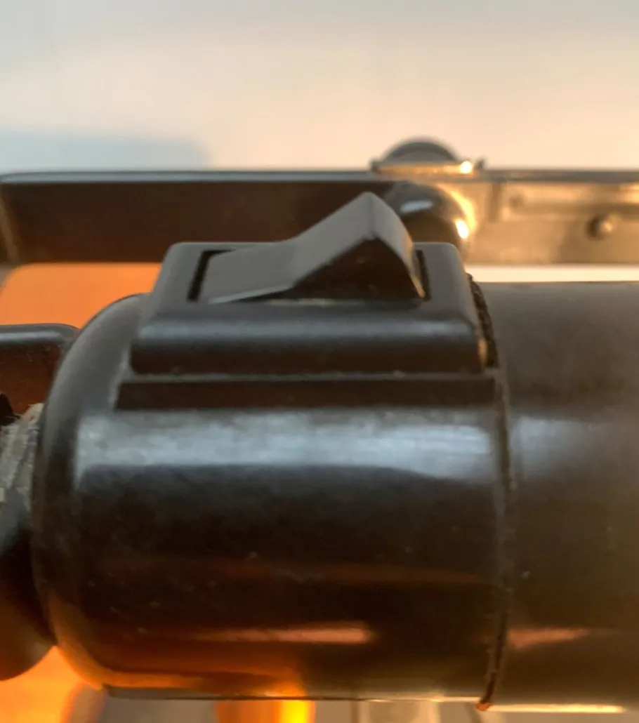 Discount Pamono Vintage Italian Sintesi Pinza Clamp Table Lamps by Ernesto Gismondi for Artemide, Set of 2