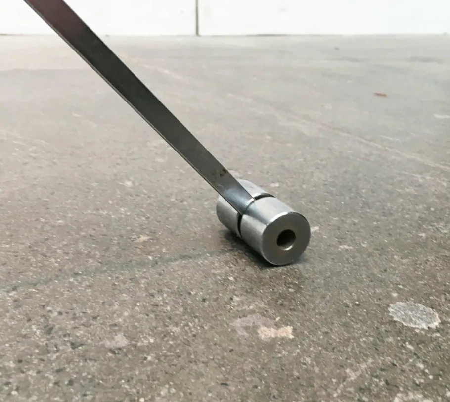 Best Pamono Vintage Italian Sintesi Terra Foldable Tripod Floor Lamp by Ernesto Gismondi for Artemide, 1970s