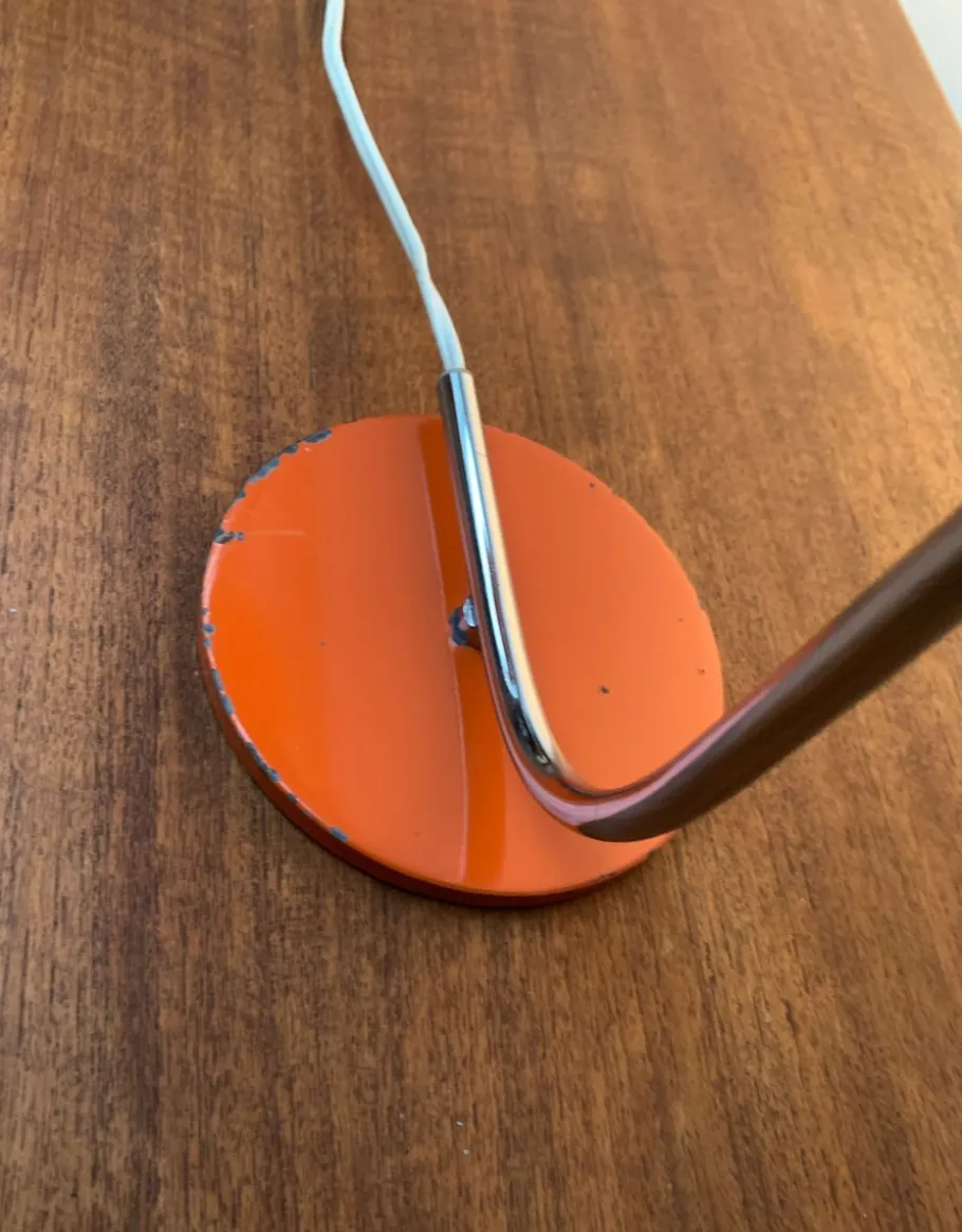 New Pamono Vintage Italian Space Age Magnetic Table Lamp