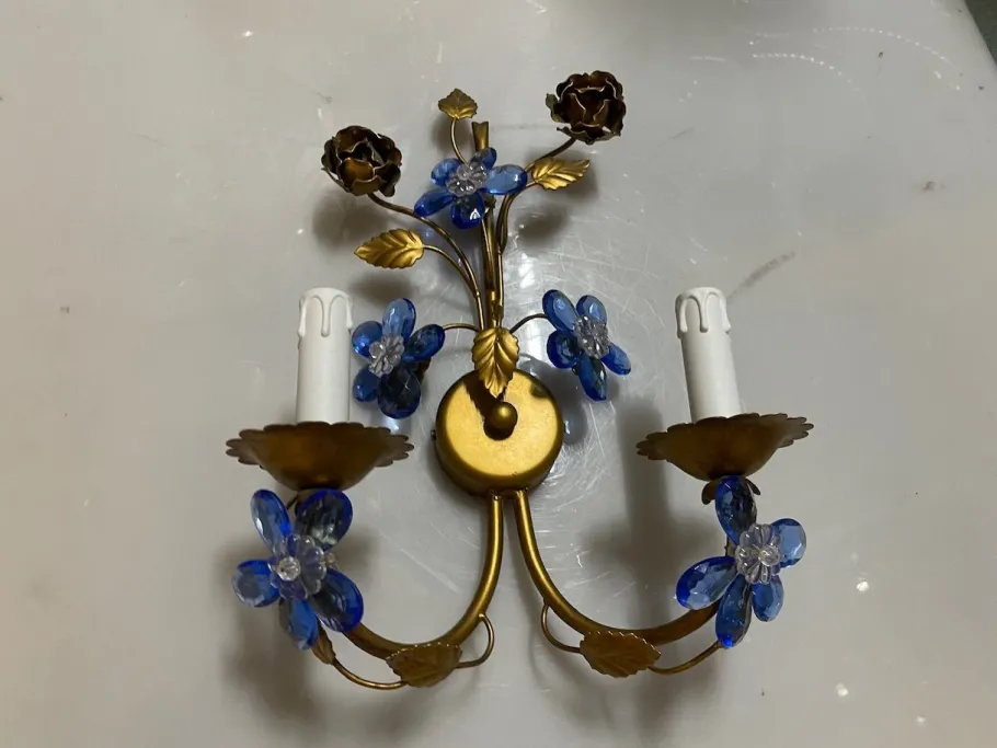 Clearance Pamono Vintage Italian Tole & Murano Glass Flower Wall Sconces, 1960s, Set of 2