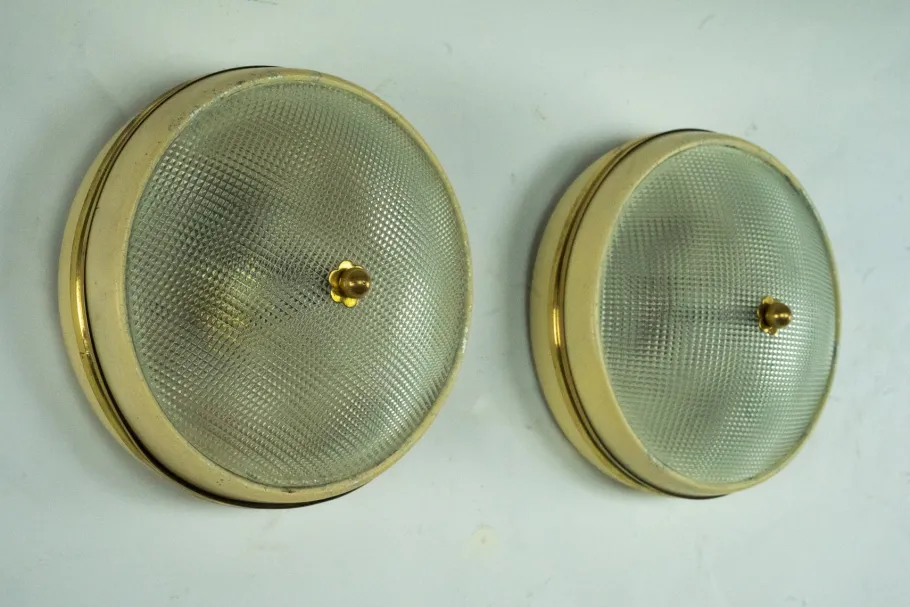 Best Pamono Vintage Italian Wall Lamps in Glass with Brass and Lacquer by Lumi Milano, 1950, Set of 2