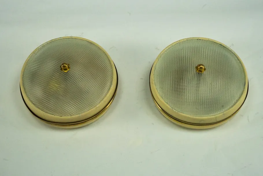 Best Pamono Vintage Italian Wall Lamps in Glass with Brass and Lacquer by Lumi Milano, 1950, Set of 2