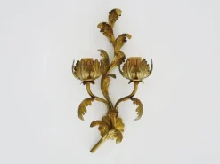 Sale Pamono Vintage Italian Wall Light in Gilded Wood, 1970s
