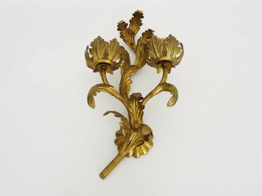 Sale Pamono Vintage Italian Wall Light in Gilded Wood, 1970s