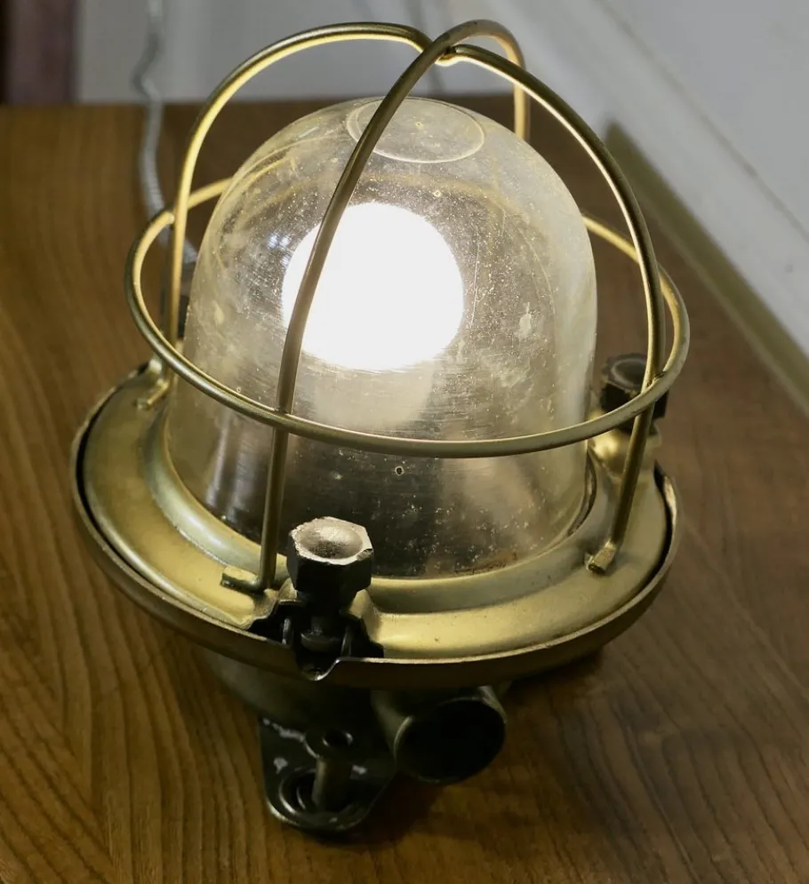 New Pamono Vintage Nautical Brass Bulk Head Light, 1920s