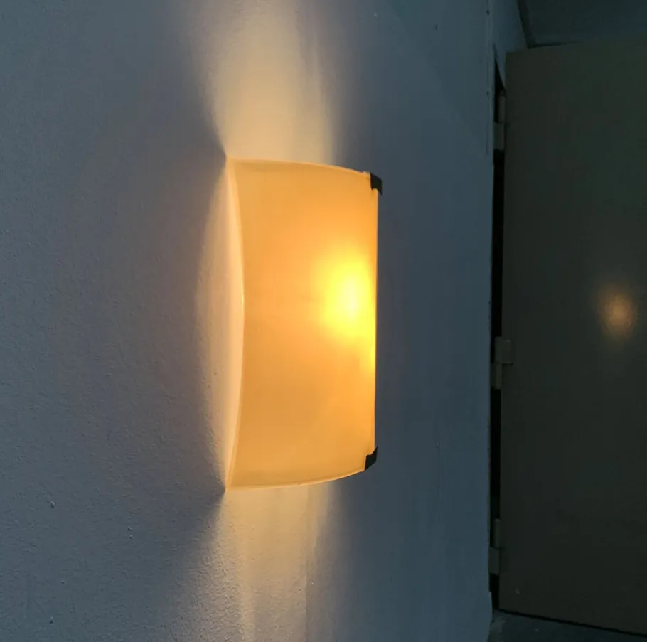 New Pamono Vintage Postmodern Italian Glass Wall Lamp from Lucitalia, 1970s