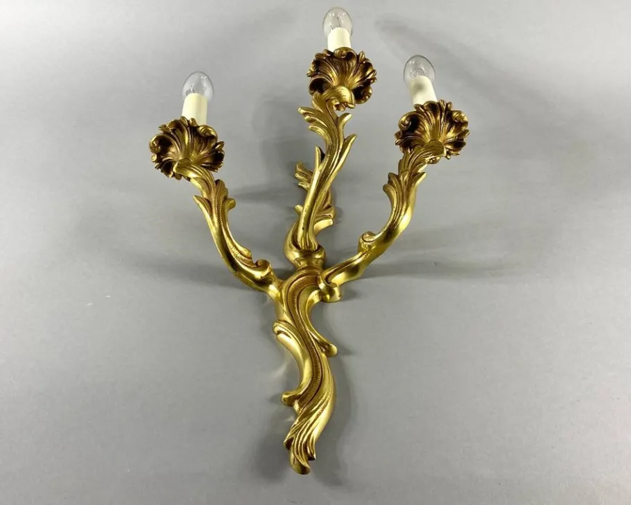 Pamono Vintage Rococo Style Gilt Bronze Wall Sconce with 3 Lights