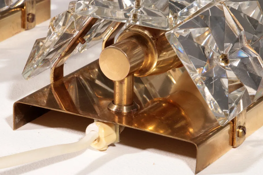 Hot Pamono Vintage Scandinavie Vitrika Gloria Wall Lamps from Orrefors, 1960, Set of 3