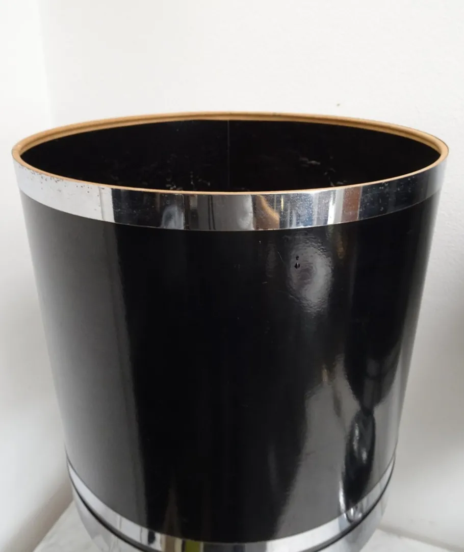 Discount Pamono Vintage Space Age Chrome and Black Table Lamps from Massive, 1970s, Set of 2