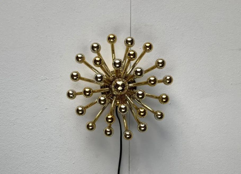Hot Pamono Vintage Space Age Italian Pistillino Wall Lamp by Studio Tetrarch for Valenti Luce, 1970s
