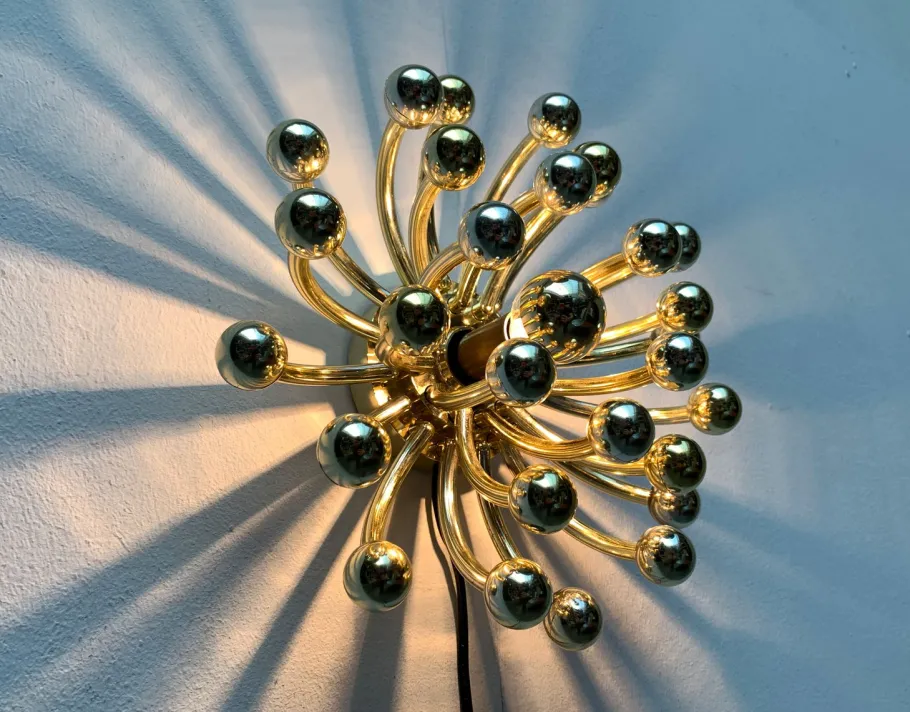 Hot Pamono Vintage Space Age Italian Pistillino Wall Lamp by Studio Tetrarch for Valenti Luce, 1970s