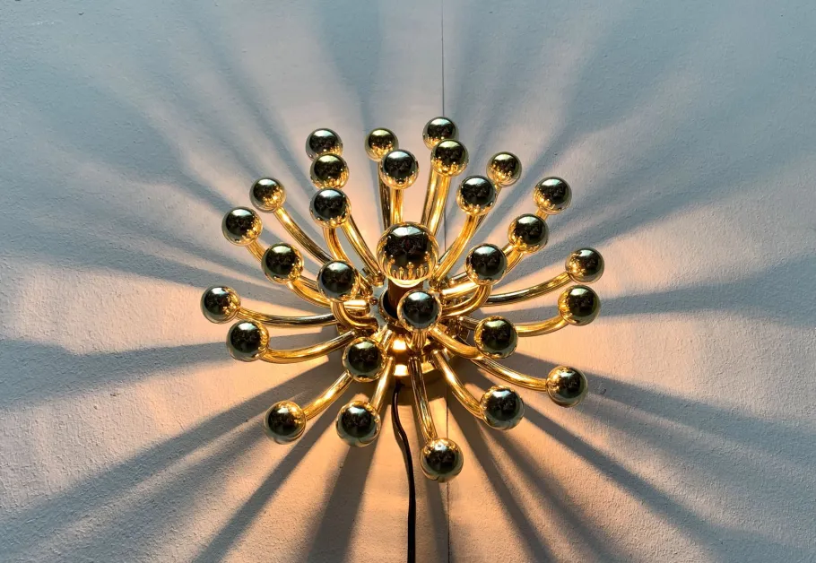 Hot Pamono Vintage Space Age Italian Pistillino Wall Lamp by Studio Tetrarch for Valenti Luce, 1970s