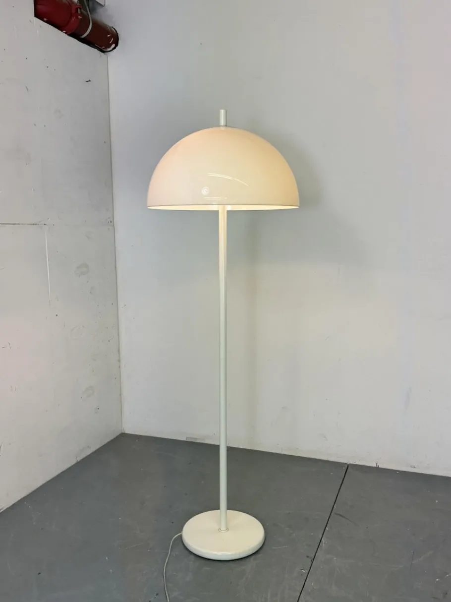Best Pamono Vintage Space Age Modernist White Mushroom Shape Floor Lamp from Dijkstra Lampen, 1970s