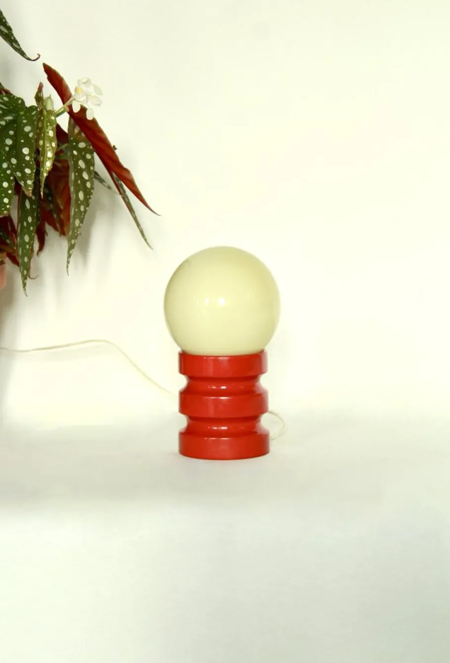 Clearance Pamono Vintage Space Age Wooden and Glass Table Lamp, Italy, 1970s