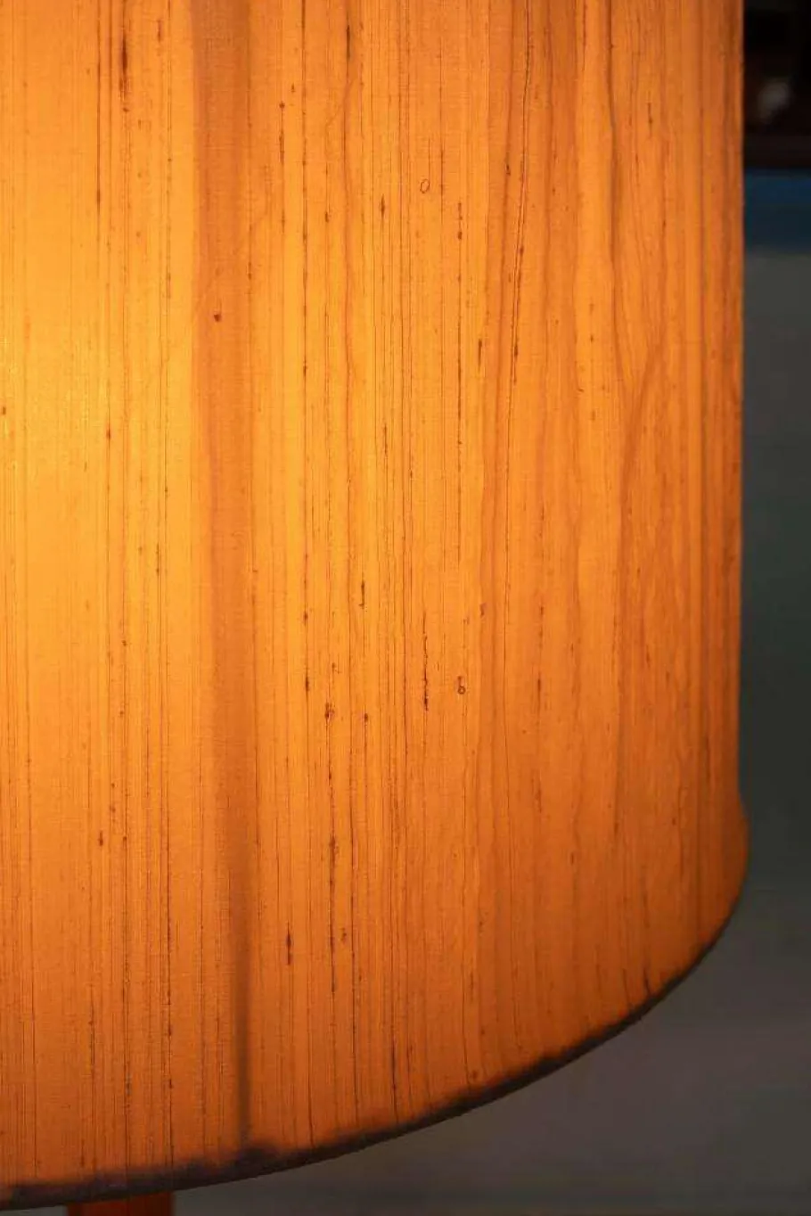 Outlet Pamono Vintage Swedish Wooden Floor Lamp with Pleated Shade, 1960s