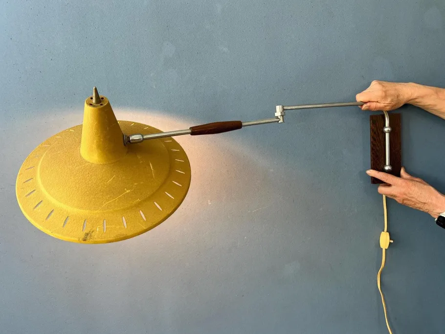 Clearance Pamono Vintage Swing Arm Van Doorn Wall Lamp in style of Rietvelds Panama