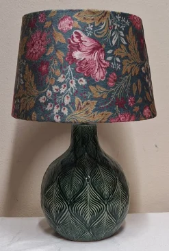 Discount Pamono Vintage Table Lamp with Green Ceramic Base by Lamplove, 1990s