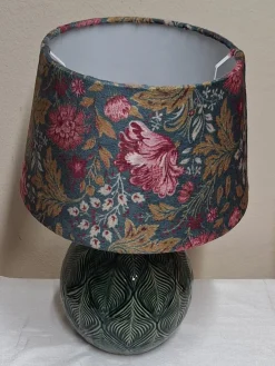 Discount Pamono Vintage Table Lamp with Green Ceramic Base by Lamplove, 1990s