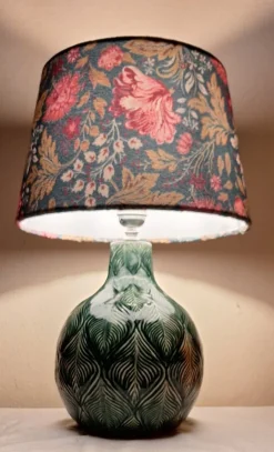 Discount Pamono Vintage Table Lamp with Green Ceramic Base by Lamplove, 1990s