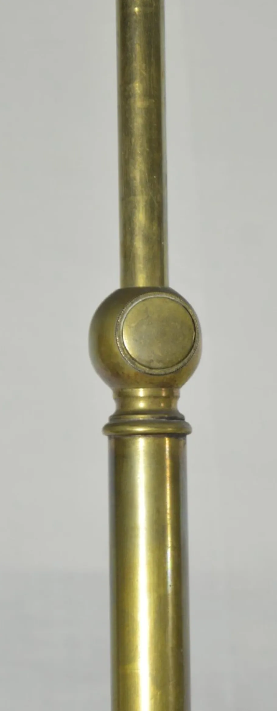 Sale Pamono Vintage Table with Pink Marble Top and Brass Floor Lamp, Italy, 1970s