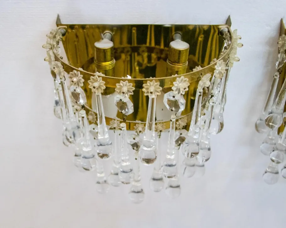 Pamono Vintage Teardrop Wall Sconces in Crystal Glass & Brass, 1960s, Set of 2