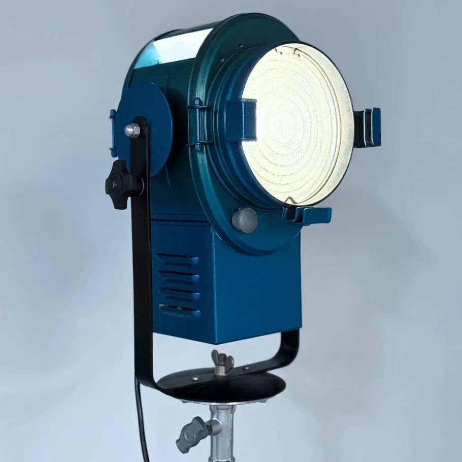 Clearance Pamono Vintage Theater Spotlight in Blue Metal by A.E. Cremer, 1950s