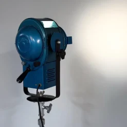 Clearance Pamono Vintage Theater Spotlight in Blue Metal by A.E. Cremer, 1950s