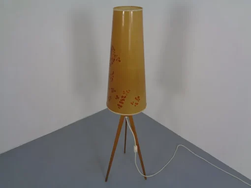 Sale Pamono Vintage Tripod Floor Lamp, 1960s