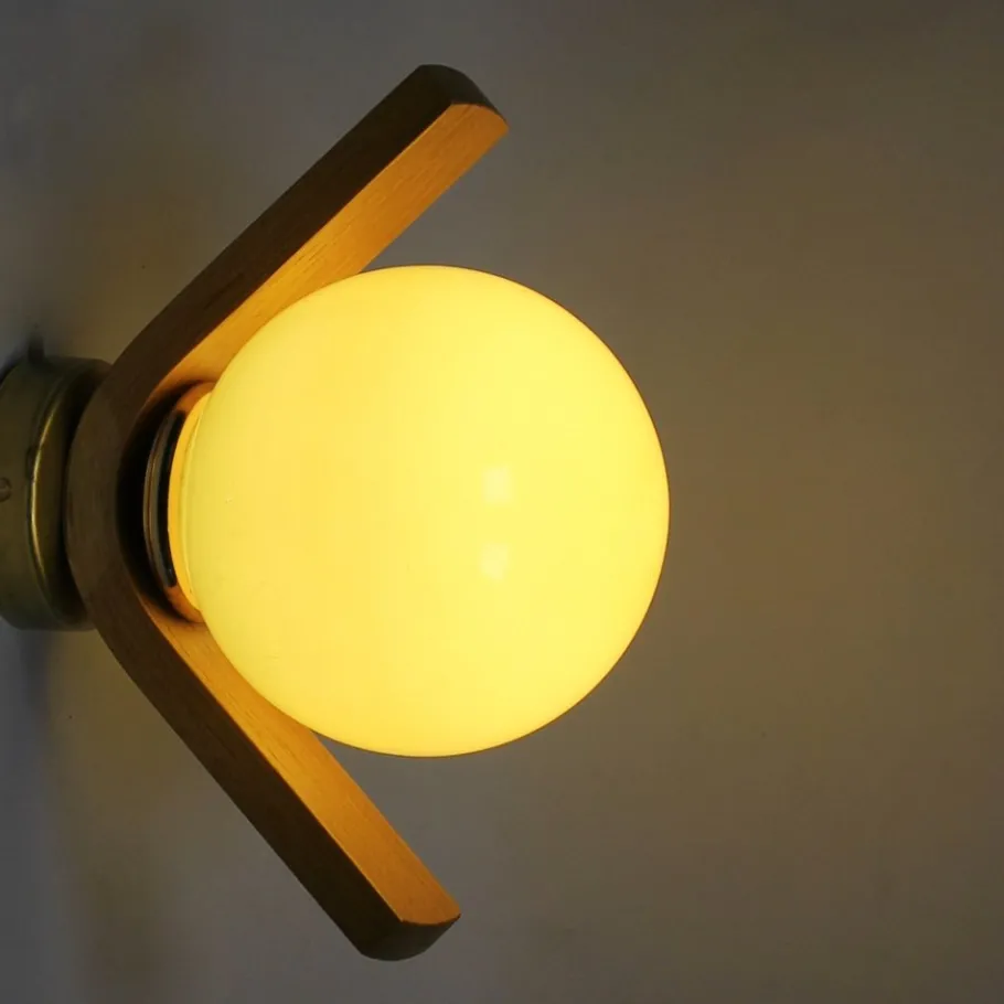Sale Pamono Vintage Wall Light in Wood and Green Glass, 1960s