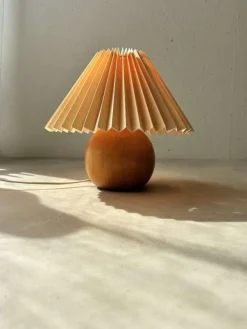 Hot Pamono Vintage Wooden Table Lamp, 1970s