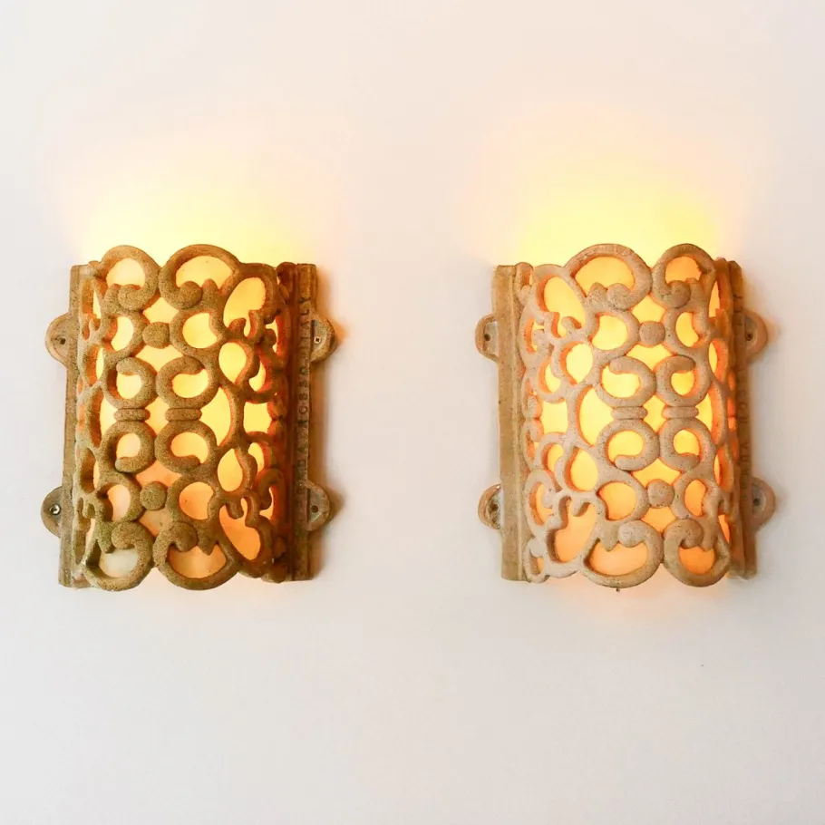 Sale Pamono Wall Lights from Prada Rosso, Italy, 1980s, Set of 2