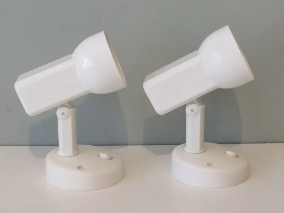 New Pamono Wall Spotlights in White Lacquered Metal from Massive, Belgium, 1970s, Set of 2