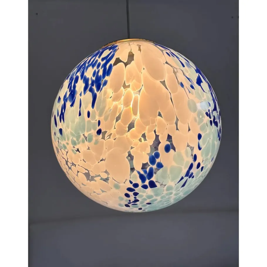 New Pamono White and Blue Spots Sphere Pendant Light in Murano Glass by Simoeng