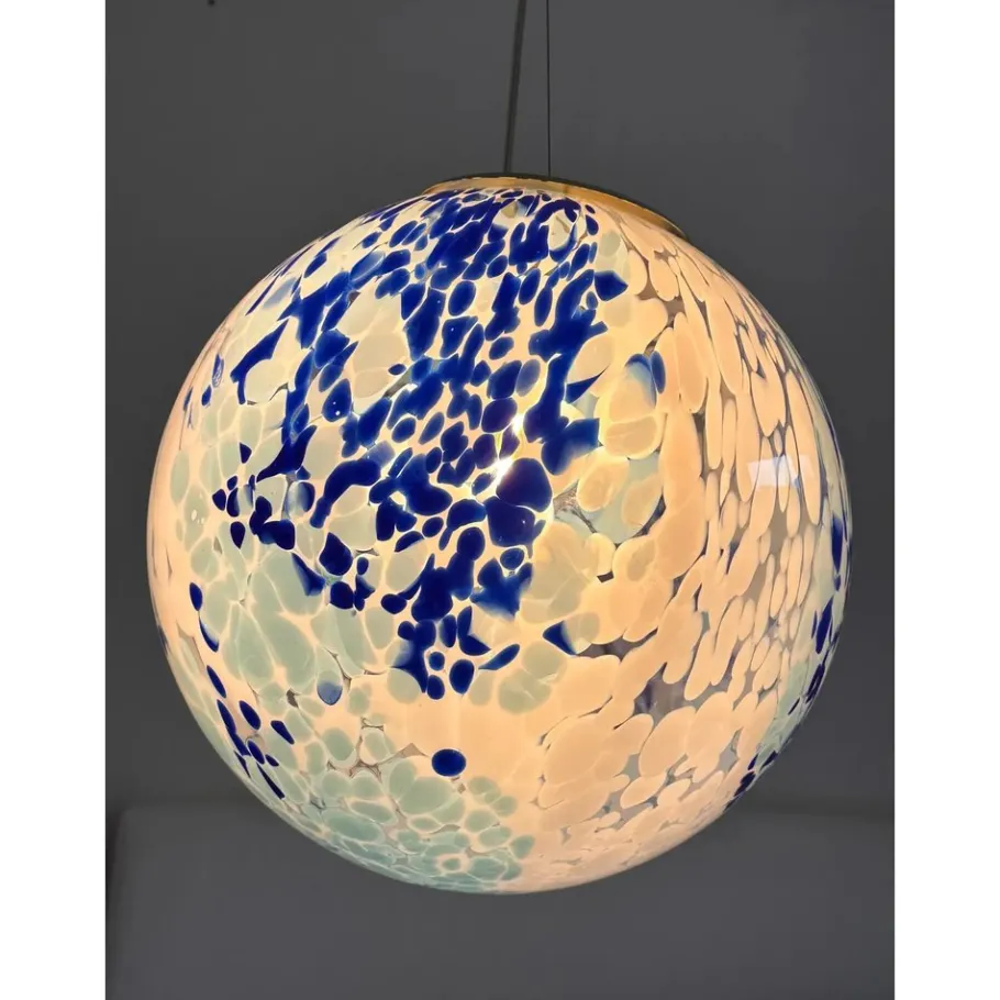 New Pamono White and Blue Spots Sphere Pendant Light in Murano Glass by Simoeng