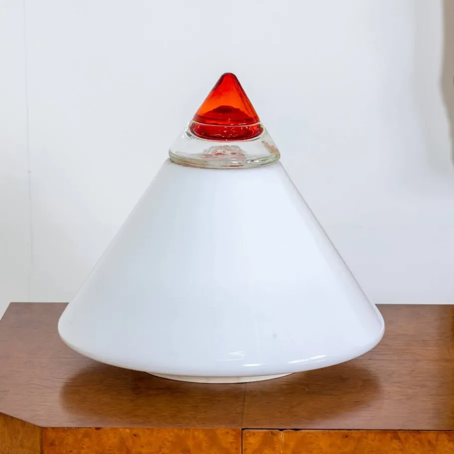 Outlet Pamono White and Red Glass Table Lamp by Leucos, Italy, 1960s