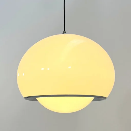 Sale Pamono White Bud Pendant Lamp by Studio 6G for Guzzini, 1970s
