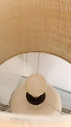 Discount Pamono White Ceramic Table Lamp with Embossed Leaf Details and Fabric Lampshade from Vivai del Sud, Italy, 1960s