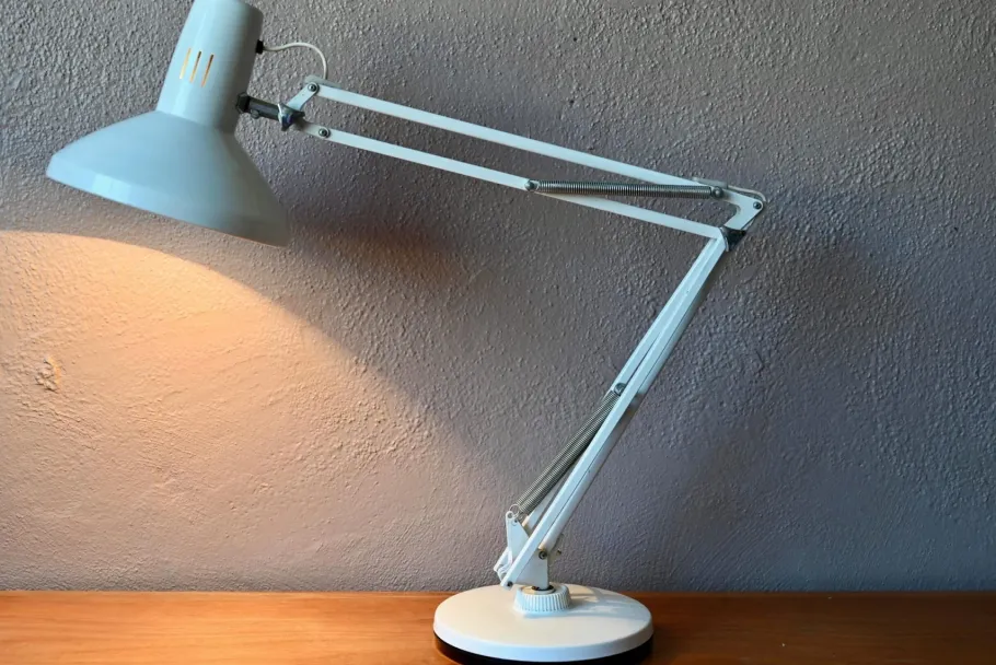 New Pamono White Metal Architects Articulated Desk Lamp by Ledu