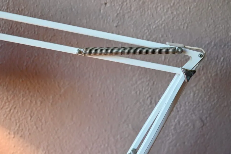 New Pamono White Metal Architects Articulated Desk Lamp by Ledu