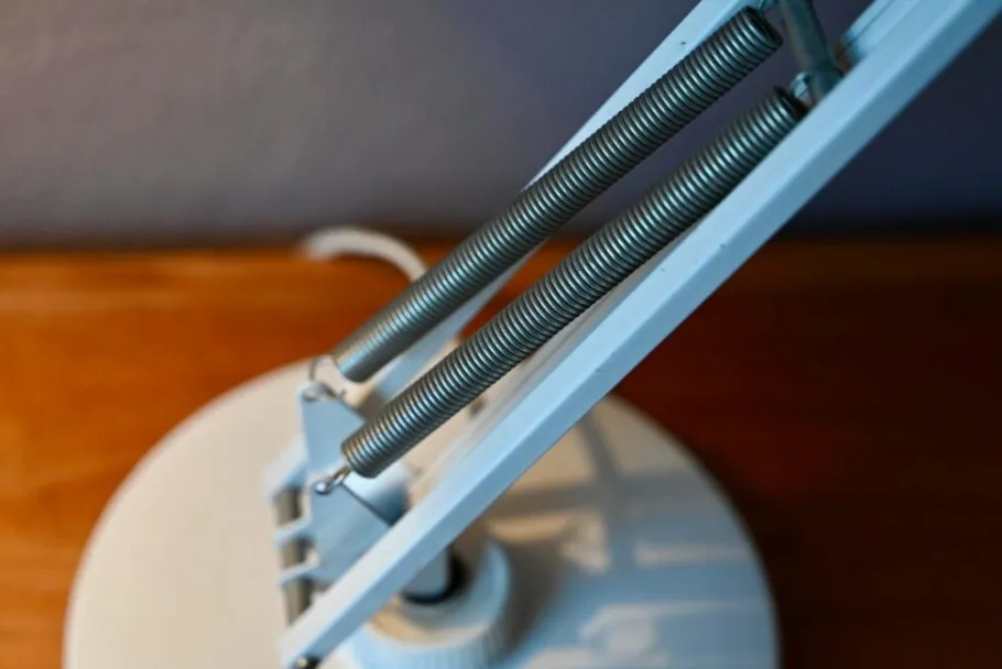 New Pamono White Metal Architects Articulated Desk Lamp by Ledu