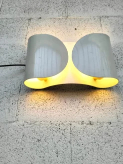 Pamono White Metal Foglio Wall Lamp attributed to Afra and Tobia Scarpa for Flos, 1970s