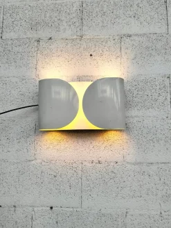 Pamono White Metal Foglio Wall Lamp attributed to Afra and Tobia Scarpa for Flos, 1970s