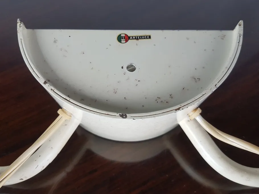 Best Pamono White Metal Model 238/2 Wall Light by Gino Sarfatti for Arteluce, 1960s