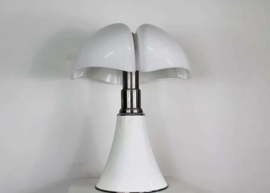 Best Pamono White Pipistrello Table or Floor Lamp by Gae Aulenti for Martinelli Luce, 1965