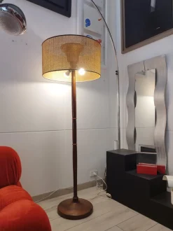 Pamono Wood Floor Lamp with Vienna Straw Lampshade, Italy, 1950s