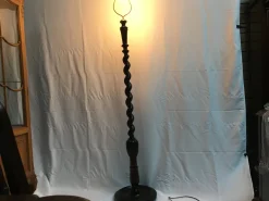 Hot Pamono Wooden Spiral Floor Lamp, 1940s