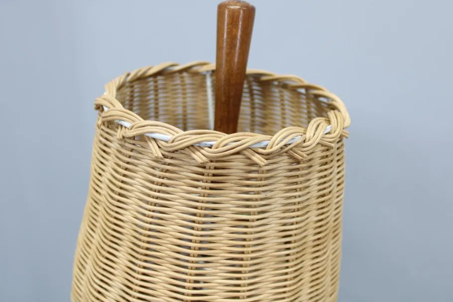 Outlet Pamono Wooden Table Lamp with Wicker Shade from Parker Knoll, Britain, 1960s