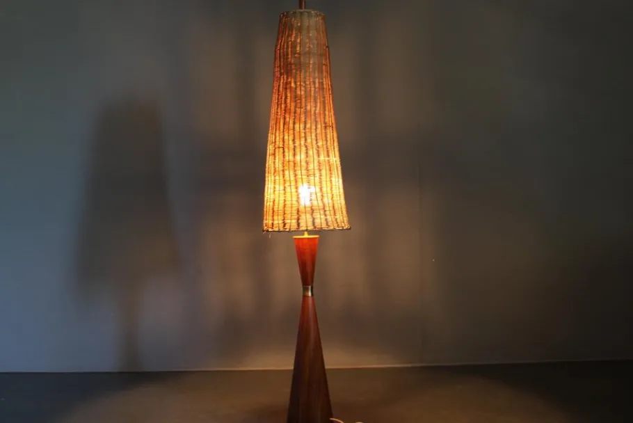 Outlet Pamono Wooden Table Lamp with Wicker Shade from Parker Knoll, Britain, 1960s