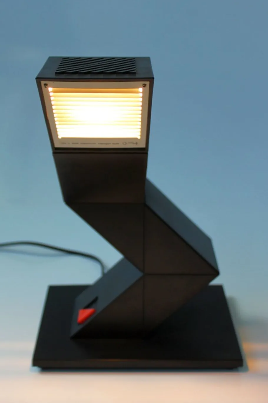 Clearance Pamono Zigzag Table Lamp by Shui l.d.Chan for Massive-Elite, Belgium, 1984